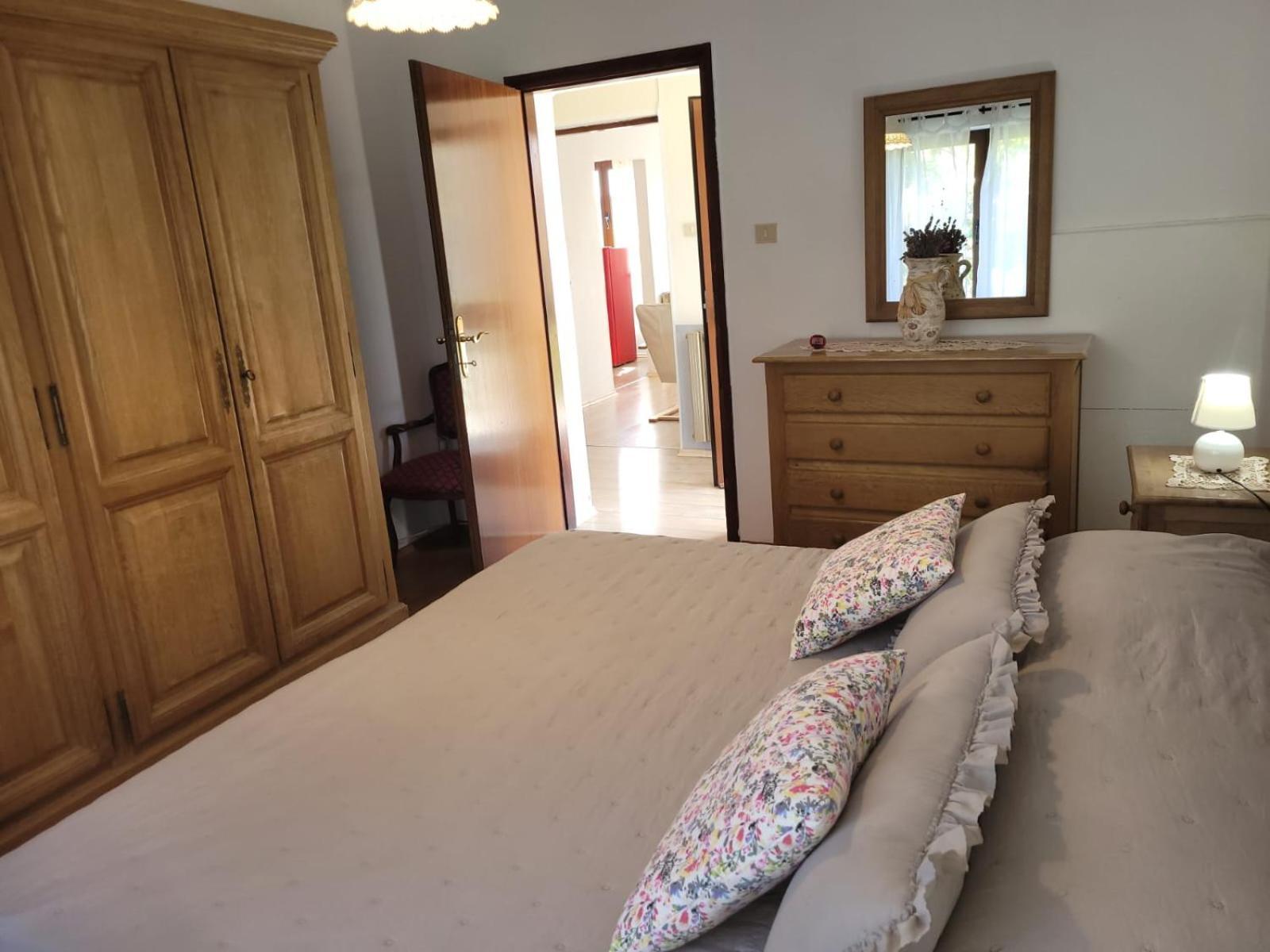 Apartmani Tara เมดูลิน ภายนอก รูปภาพ